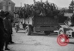 Standbild USA Division 3 Frankreich, 1918, aus Sekunde 47 historischem Filmmaterial Videoclip 65675042374