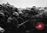 Standbild USA Division 3 Frankreich, 1918, aus Sekunde 53 historischem Filmmaterial Videoclip 65675042374