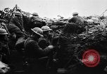 Standbild USA Division 3 Frankreich, 1918, aus Sekunde 59 historischem Filmmaterial Videoclip 65675042374