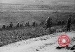 Standbild Captain Eddie Rickenbacker und Meuse Argonne Ersten Weltkrieg Meuse Argonne Frankreich, 1918, aus Sekunde 33 historischem Filmmaterial Videoclip 65675042393