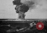 Immagine di American polveriera esplode nella prima guerra mondiale Francia, 1918, secondo 22 filmato di repertorio 65675042394