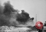 Immagine di American polveriera esplode nella prima guerra mondiale Francia, 1918, secondo 25 filmato di repertorio 65675042394