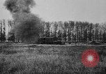 Immagine di American polveriera esplode nella prima guerra mondiale Francia, 1918, secondo 48 filmato di repertorio 65675042394