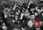 Standbild Waffenstillstand Ersten Weltkrieg Feiern  und von Pershing ziert Frankreich, 1918, aus Sekunde 16 historischem Filmmaterial Videoclip 65675042395