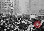 Standbild Waffenstillstand Ersten Weltkrieg Feiern  und von Pershing ziert Frankreich, 1918, aus Sekunde 26 historischem Filmmaterial Videoclip 65675042395