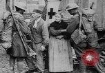Standbild Waffenstillstand Ersten Weltkrieg Feiern  und von Pershing ziert Frankreich, 1918, aus Sekunde 35 historischem Filmmaterial Videoclip 65675042395