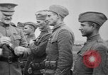 Standbild Waffenstillstand Ersten Weltkrieg Feiern  und von Pershing ziert Frankreich, 1918, aus Sekunde 59 historischem Filmmaterial Videoclip 65675042395