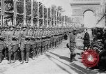Standbild Siegesparade Ende Ersten Weltkrieg Frankreich, 1919, aus Sekunde 45 historischem Filmmaterial Videoclip 65675042396
