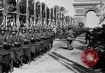 Standbild Siegesparade Ende Ersten Weltkrieg Frankreich, 1919, aus Sekunde 54 historischem Filmmaterial Videoclip 65675042396