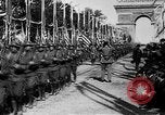 Standbild Siegesparade Ende Ersten Weltkrieg Frankreich, 1919, aus Sekunde 55 historischem Filmmaterial Videoclip 65675042396