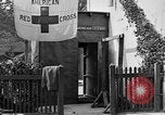 Image bâtiment de la Croix-Rouge France, 1918, de la seconde 26 séquences d'archives historiques vidéo 65675042398