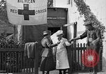 Image bâtiment de la Croix-Rouge France, 1918, de la seconde 47 séquences d'archives historiques vidéo 65675042398
