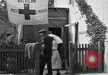 Image bâtiment de la Croix-Rouge France, 1918, de la seconde 49 séquences d'archives historiques vidéo 65675042398