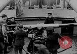 Standbild German Submarine kapituliert britischen Q-Schiff Mittelmeer, 1917, aus Sekunde 23 historischem Filmmaterial Videoclip 65675042412