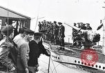 Standbild German Submarine kapituliert britischen Q-Schiff Mittelmeer, 1917, aus Sekunde 27 historischem Filmmaterial Videoclip 65675042412
