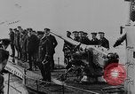 Standbild German Submarine kapituliert britischen Q-Schiff Mittelmeer, 1917, aus Sekunde 30 historischem Filmmaterial Videoclip 65675042412