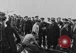 Standbild German Submarine kapituliert britischen Q-Schiff Mittelmeer, 1917, aus Sekunde 42 historischem Filmmaterial Videoclip 65675042412