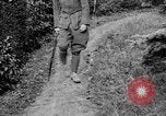 Standbild Unter Granatenschock stehende alliierte Soldaten Frankreich, 1918, aus Sekunde 62 historischem Filmmaterial Videoclip 65675042429
