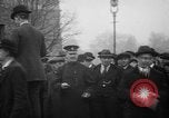 Standbild britischen Menschen Wehrpflichtigen während Ersten Weltkrieg Vereinigtes Königreich, 1916, aus Sekunde 14 historischem Filmmaterial Videoclip 65675042465