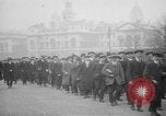 Standbild britischen Menschen Wehrpflichtigen während Ersten Weltkrieg Vereinigtes Königreich, 1916, aus Sekunde 36 historischem Filmmaterial Videoclip 65675042465