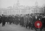 Standbild britischen Menschen Wehrpflichtigen während Ersten Weltkrieg Vereinigtes Königreich, 1916, aus Sekunde 39 historischem Filmmaterial Videoclip 65675042465