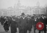 Standbild britischen Menschen Wehrpflichtigen während Ersten Weltkrieg Vereinigtes Königreich, 1916, aus Sekunde 44 historischem Filmmaterial Videoclip 65675042465