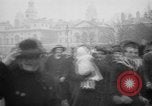 Standbild britischen Menschen Wehrpflichtigen während Ersten Weltkrieg Vereinigtes Königreich, 1916, aus Sekunde 51 historischem Filmmaterial Videoclip 65675042465