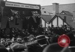 Immagine di Raccolta degna del Signore e signori Il Galles Regno Unito, 1916, secondo 11 filmato di repertorio 65675042467