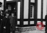 Immagine di Raccolta degna del Signore e signori Il Galles Regno Unito, 1916, secondo 20 filmato di repertorio 65675042467