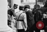 Standbild Vertrag von Versailles Paris Frankreich, 1919, aus Sekunde 56 historischem Filmmaterial Videoclip 65675042470
