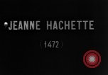 Standbild französischen Frauen geehrt in Ersten Weltkrieg Frankreich, 1918, aus Sekunde 35 historischem Filmmaterial Videoclip 65675042487