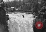 Image Snoqualmie Falls Cascade en 1917 Snoqualmie Washington USA, 1917, de la seconde 5 séquences d'archives historiques vidéo 65675042497
