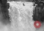 Image Snoqualmie Falls Cascade en 1917 Snoqualmie Washington USA, 1917, de la seconde 15 séquences d'archives historiques vidéo 65675042497