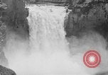 Image Snoqualmie Falls Cascade en 1917 Snoqualmie Washington USA, 1917, de la seconde 34 séquences d'archives historiques vidéo 65675042497