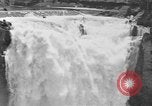 Image Snoqualmie Falls Cascade en 1917 Snoqualmie Washington USA, 1917, de la seconde 47 séquences d'archives historiques vidéo 65675042497