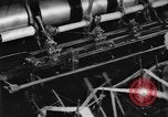 Standbild lace machen Textilfabrik Webstühle bei der Arbeit United States USA, 1917, aus Sekunde 20 historischem Filmmaterial Videoclip 65675042502