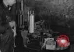Standbild lace machen Textilfabrik Webstühle bei der Arbeit United States USA, 1917, aus Sekunde 37 historischem Filmmaterial Videoclip 65675042502