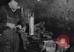 Standbild lace machen Textilfabrik Webstühle bei der Arbeit United States USA, 1917, aus Sekunde 43 historischem Filmmaterial Videoclip 65675042502