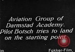 Standbild Eindecker glider Deutschland, 1922, aus Sekunde 5 historischem Filmmaterial Videoclip 65675042532