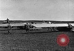 Standbild Eindecker glider Deutschland, 1922, aus Sekunde 62 historischem Filmmaterial Videoclip 65675042532