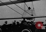 Standbild Fokker Segelflugzeug Gersfeld Deutschland, 1922, aus Sekunde 17 historischem Filmmaterial Videoclip 65675042537