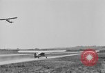 Standbild Taylorcraft Flugzeuge landen und starten Alexandria Virginia United States USA, 1953, aus Sekunde 10 historischem Filmmaterial Videoclip 65675042539