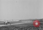 Standbild Taylorcraft Flugzeuge landen und starten Alexandria Virginia United States USA, 1953, aus Sekunde 20 historischem Filmmaterial Videoclip 65675042539