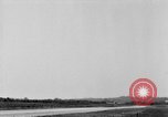 Standbild Taylorcraft Flugzeuge landen und starten Alexandria Virginia United States USA, 1953, aus Sekunde 41 historischem Filmmaterial Videoclip 65675042539