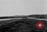 Standbild Taylorcraft Flugzeuge landen und starten Alexandria Virginia United States USA, 1953, aus Sekunde 46 historischem Filmmaterial Videoclip 65675042539
