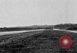 Standbild Taylorcraft Flugzeuge landen und starten Alexandria Virginia United States USA, 1953, aus Sekunde 52 historischem Filmmaterial Videoclip 65675042539