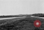 Standbild Taylorcraft Flugzeuge landen und starten Alexandria Virginia United States USA, 1953, aus Sekunde 56 historischem Filmmaterial Videoclip 65675042539