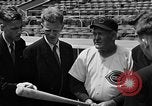 Standbild Cincinatti Reds Baseball Spieler Cincinnati Ohio USA, 1953, aus Sekunde 16 historischem Filmmaterial Videoclip 65675042547