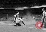 Standbild Cincinatti Reds Baseball Spieler Cincinnati Ohio USA, 1953, aus Sekunde 36 historischem Filmmaterial Videoclip 65675042547