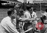 Standbild Cincinatti Reds Baseball Spieler Cincinnati Ohio USA, 1953, aus Sekunde 42 historischem Filmmaterial Videoclip 65675042547